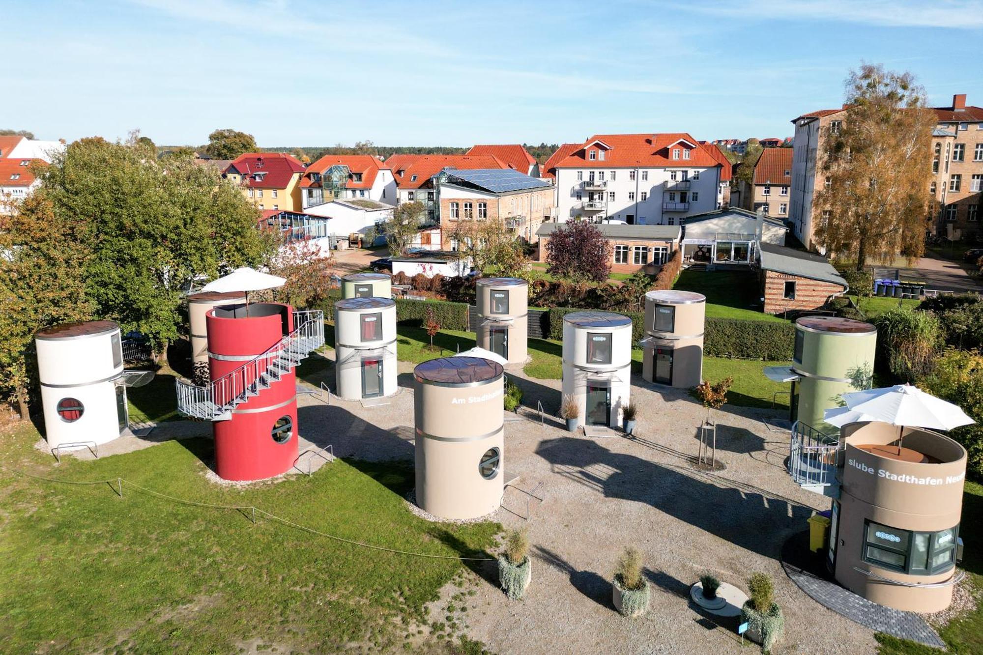Slube Am Stadthafen Neustrelitz Buitenkant foto